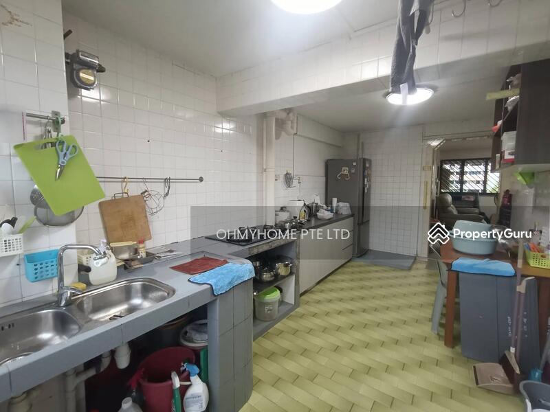HDB Flat for Sale, 213 Lorong 8 Toa Payoh, SGD 460,000 | 99-year lease