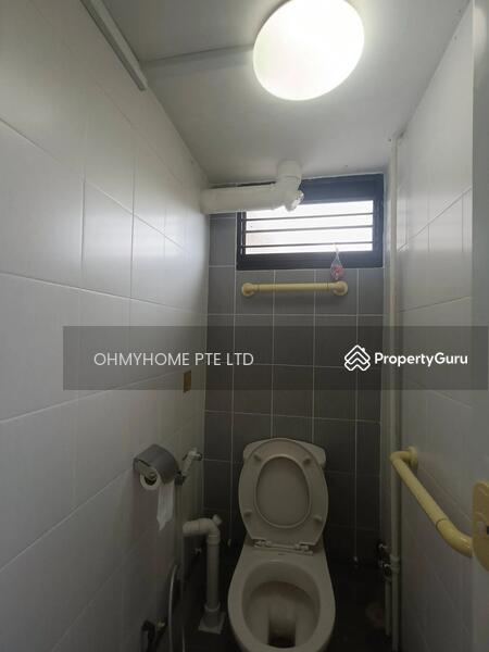 HDB Flat for Sale, 213 Lorong 8 Toa Payoh, SGD 460,000 | 99-year lease
