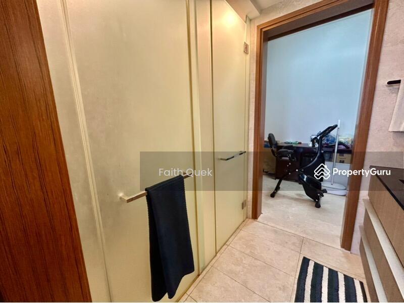 Condominium for Sale: D05, 126000