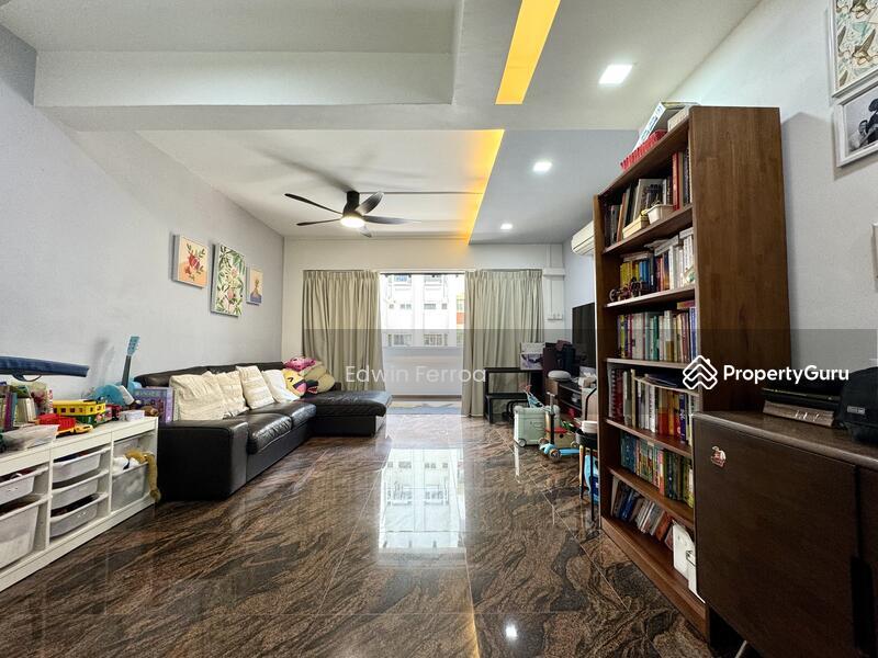 Prop-GPT: HDB Flat: D14  60 Dakota Crescent
