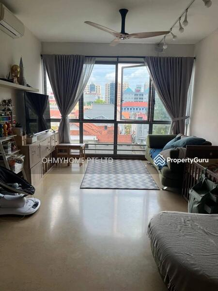 Prop-GPT: Apartment: D14  The Waterina