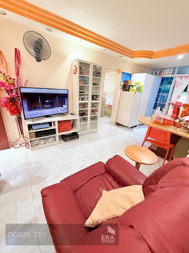 Prop-GPT: HDB - 2 room:   Ang Mo Kio Avenue 10 474 Ang Mo Kio Avenue 10 For Sale