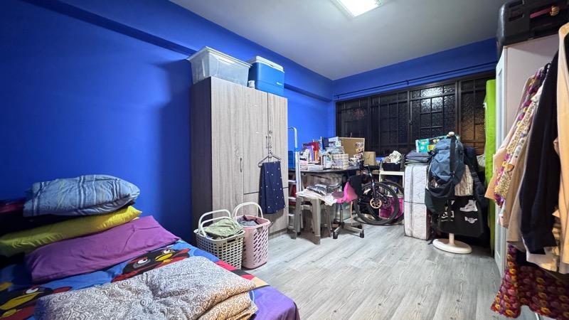 232 Tampines Street 21 HDB Apartment For Sale, $699,000, 3 Bed 2 Bath 1,302 sqft $537.00 psf