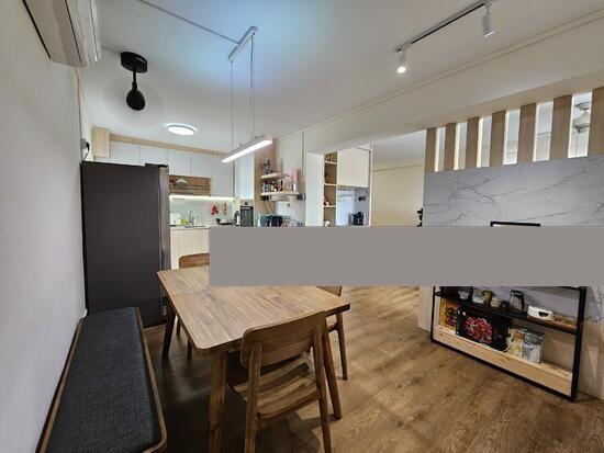 HDB Apartment for Sale: Holland, D10, 270030