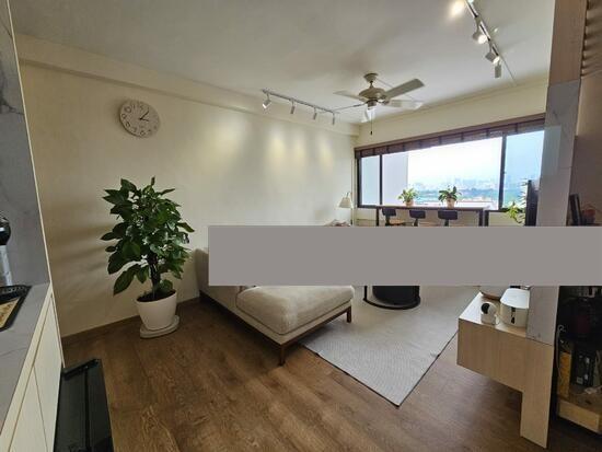 HDB Apartment for Sale: Holland, D10, 270030