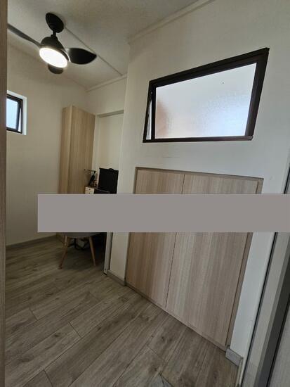 HDB Apartment for Sale: Holland, D10, 270030