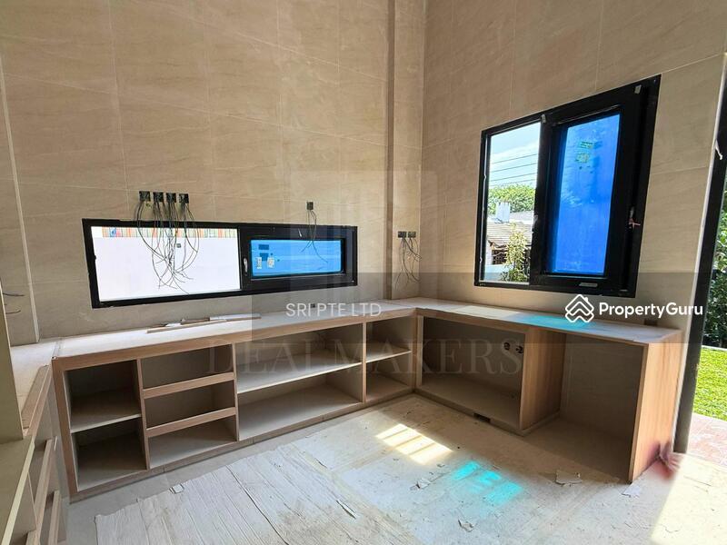 Semi-Detached for Sale: D16, 469117