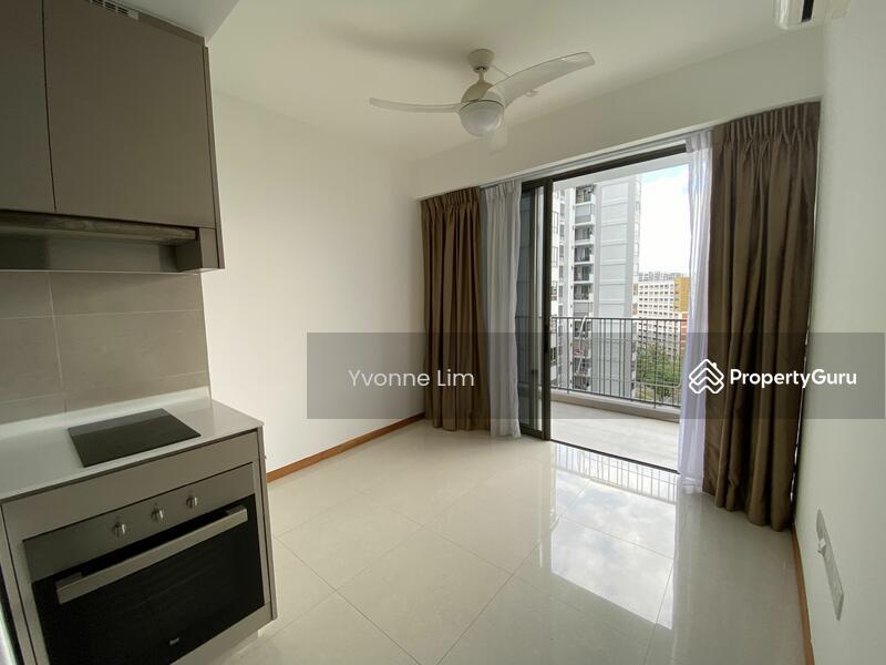 Prop-GPT: Condominium: D18 Pasir Ris Vue 8 Residence
