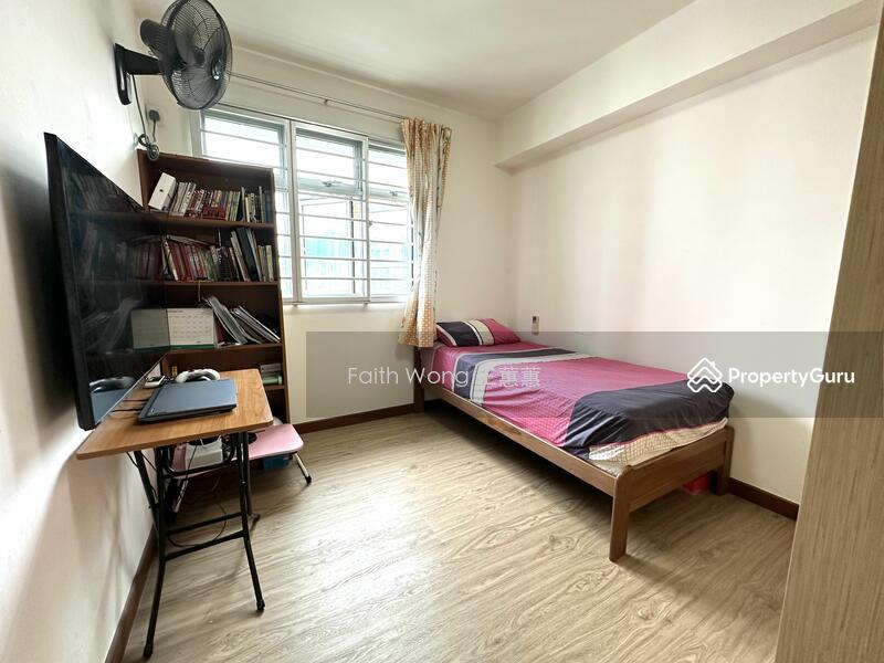 HDB Flat for Sale, 95B Henderson Road, SGD 980,000 | 99-year lease