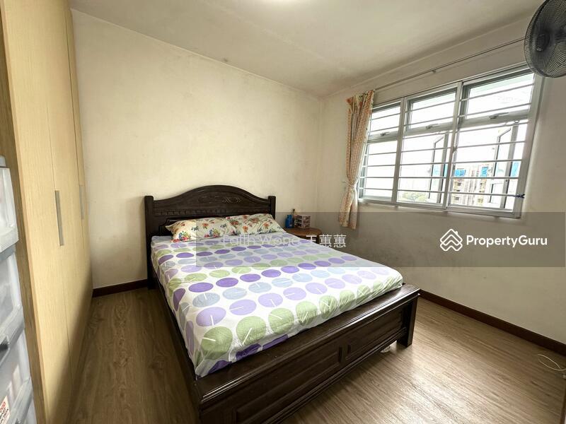 HDB Flat for Sale, 95B Henderson Road, SGD 980,000 | 99-year lease