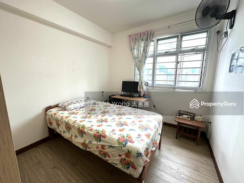 HDB Flat for Sale, 95B Henderson Road, SGD 980,000 | 99-year lease