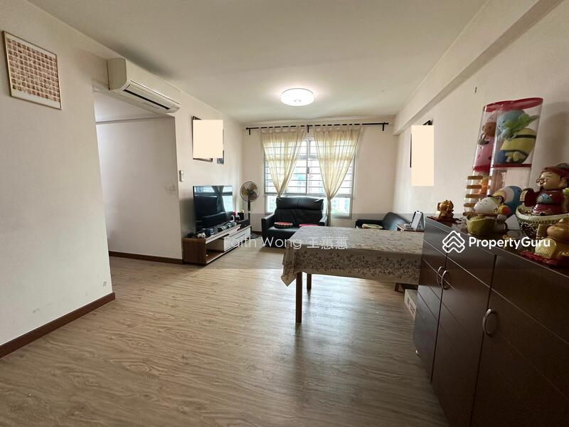 HDB Flat for Sale, 95B Henderson Road, SGD 980,000 | 99-year lease
