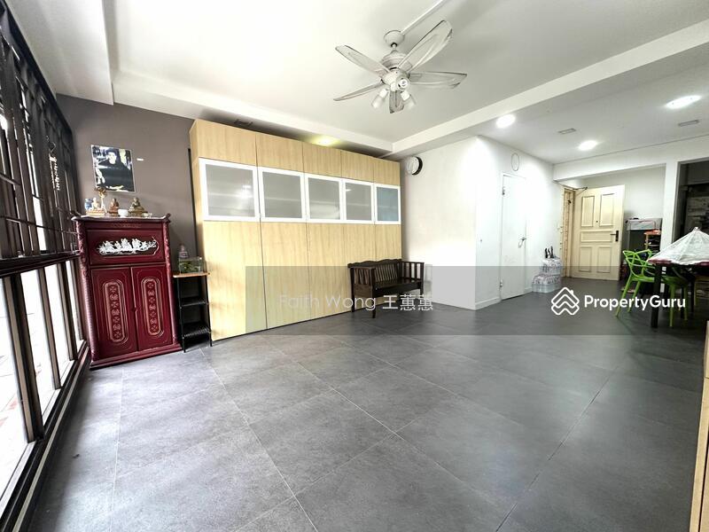 HDB Flat for Sale, 75C Redhill Road, SGD 945,000 | 99-year lease
