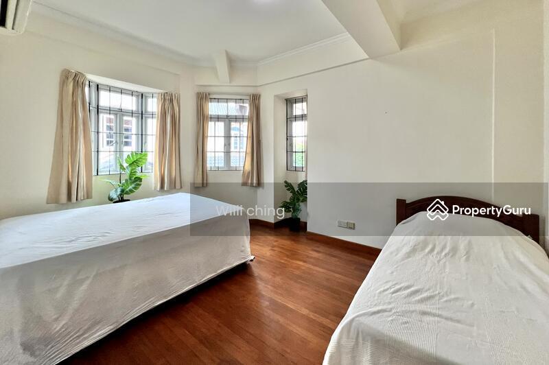 Semi-Detached for Sale: D15, 438986