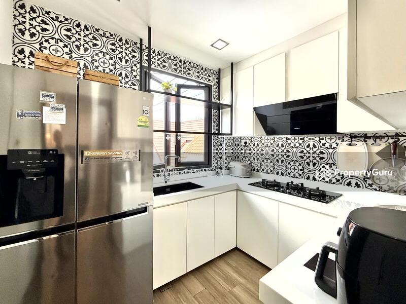Bungalow for Sale: D20, 578786