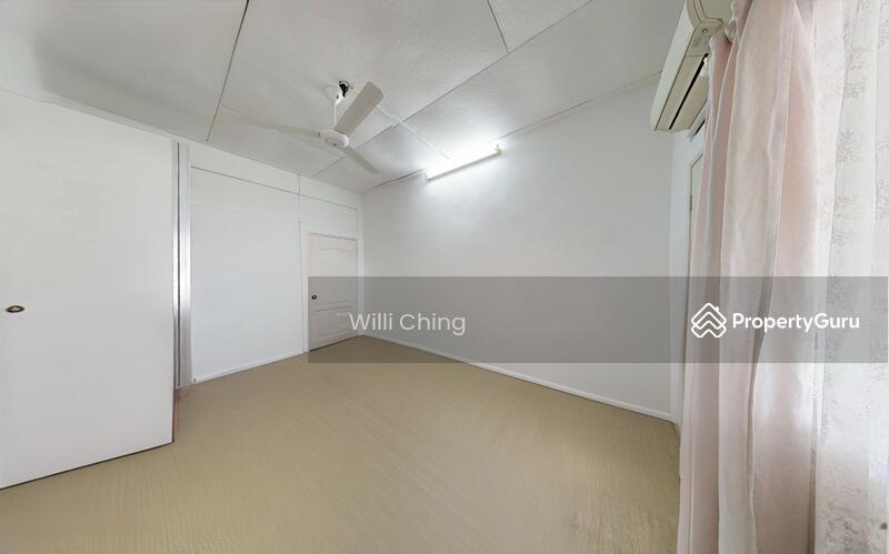 Corner Terrace for Sale: D20, 575395