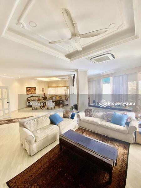 Prop-GPT: Condominium: D16  Bayshore Park