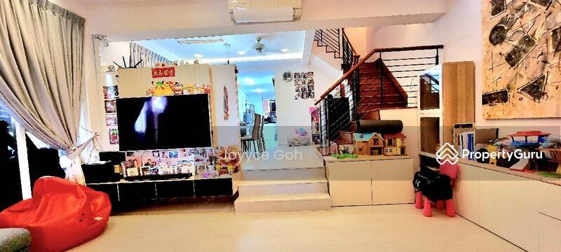 Prop-GPT: Corner Terrace: D19  Park Villas