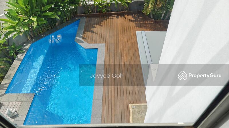 Prop-GPT: Semi-Detached: D15  C.H.E.A.P. Goodman / Crescent Rd Vicinity