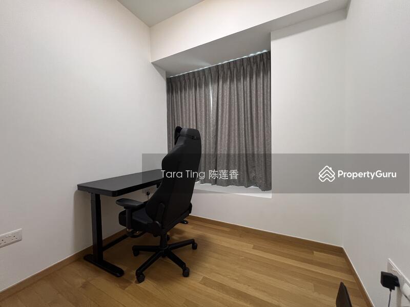Condominium for Sale: D09, 238102