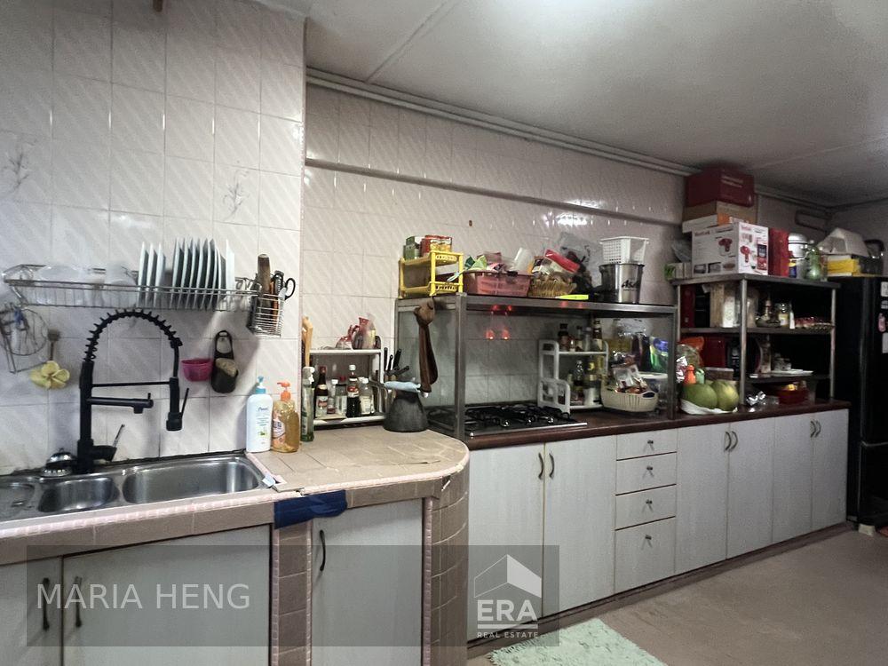 Prop-GPT: HDB - 2 room:   Ang Mo Kio Avenue 3 424 Ang Mo Kio Avenue 3 For Sale