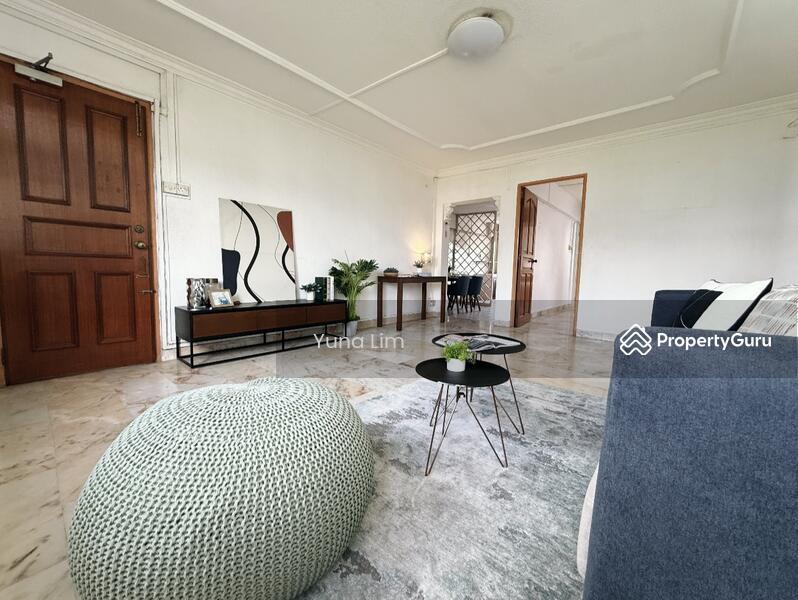 Prop-GPT: HDB Flat: D20 Ang Mo Kio 572 Cheng San Court