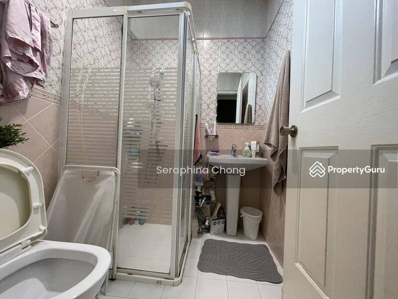 Terrace for Sale, ?? Rare 5Br Ensuite Terrace For Sale, Well-Maintain??1Km To Nan Hua Pri ?? Sc 9828 0064, SGD 5,500,000 | Freehold