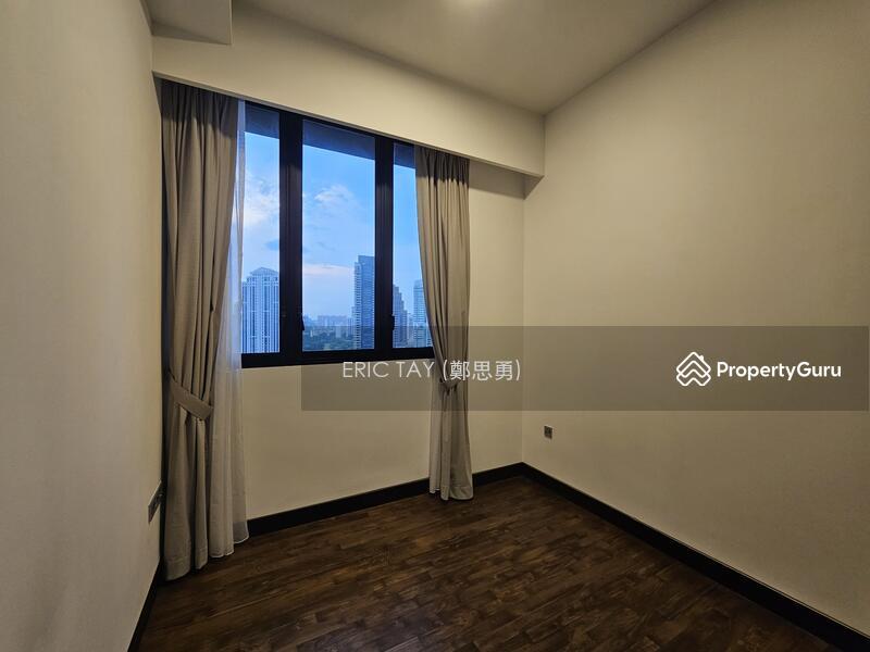 Condominium for Sale: D09, 237992