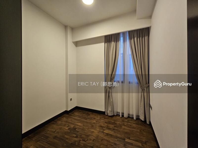 Condominium for Sale: D09, 237992