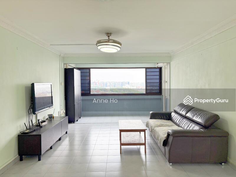 Prop-GPT: HDB Flat: D19  216 Serangoon Avenue 4