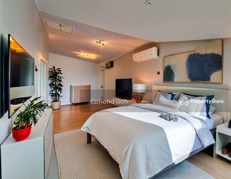 Apartment for Sale: D20, 579734