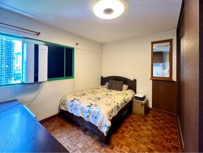 HDB Apartment for Sale, 109 Spottiswoode Park Road HDB Apartment For Sale, $968,000, 3 Bed 2 Bath 1,323 sqft $732.00 psf, SGD 968,000 | 99-year Leasehold