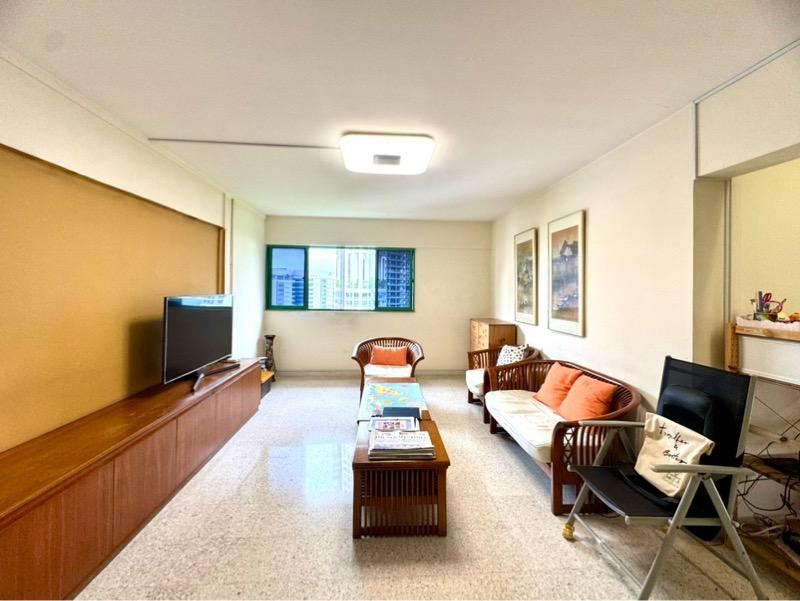 HDB Apartment for Sale, 109 Spottiswoode Park Road HDB Apartment For Sale, $968,000, 3 Bed 2 Bath 1,323 sqft $732.00 psf, SGD 968,000 | 99-year Leasehold