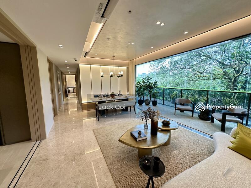 Prop-GPT: Condominium: D21  Pinetree Hill