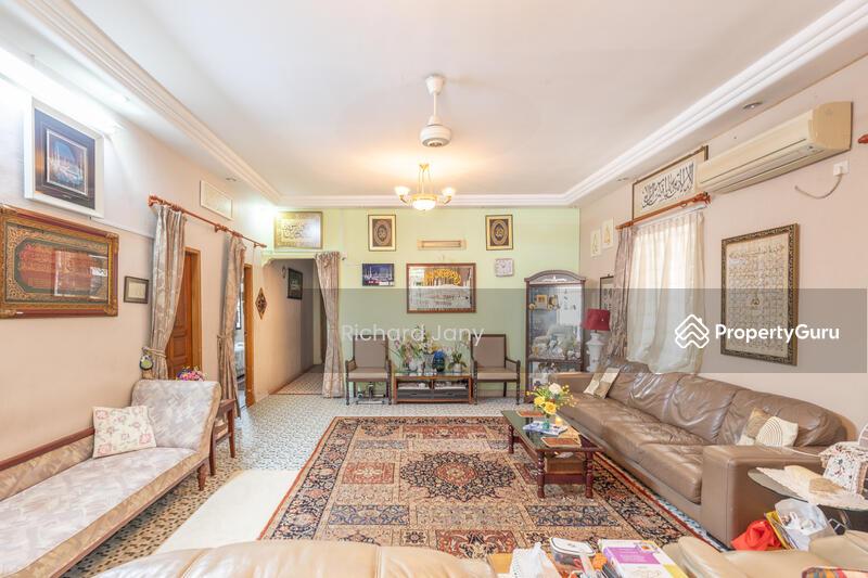 Terrace for Sale: D19, 557514