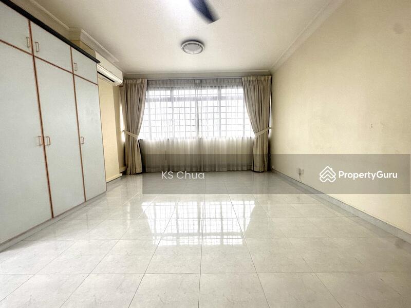 Apartment for Sale: D12, 329141