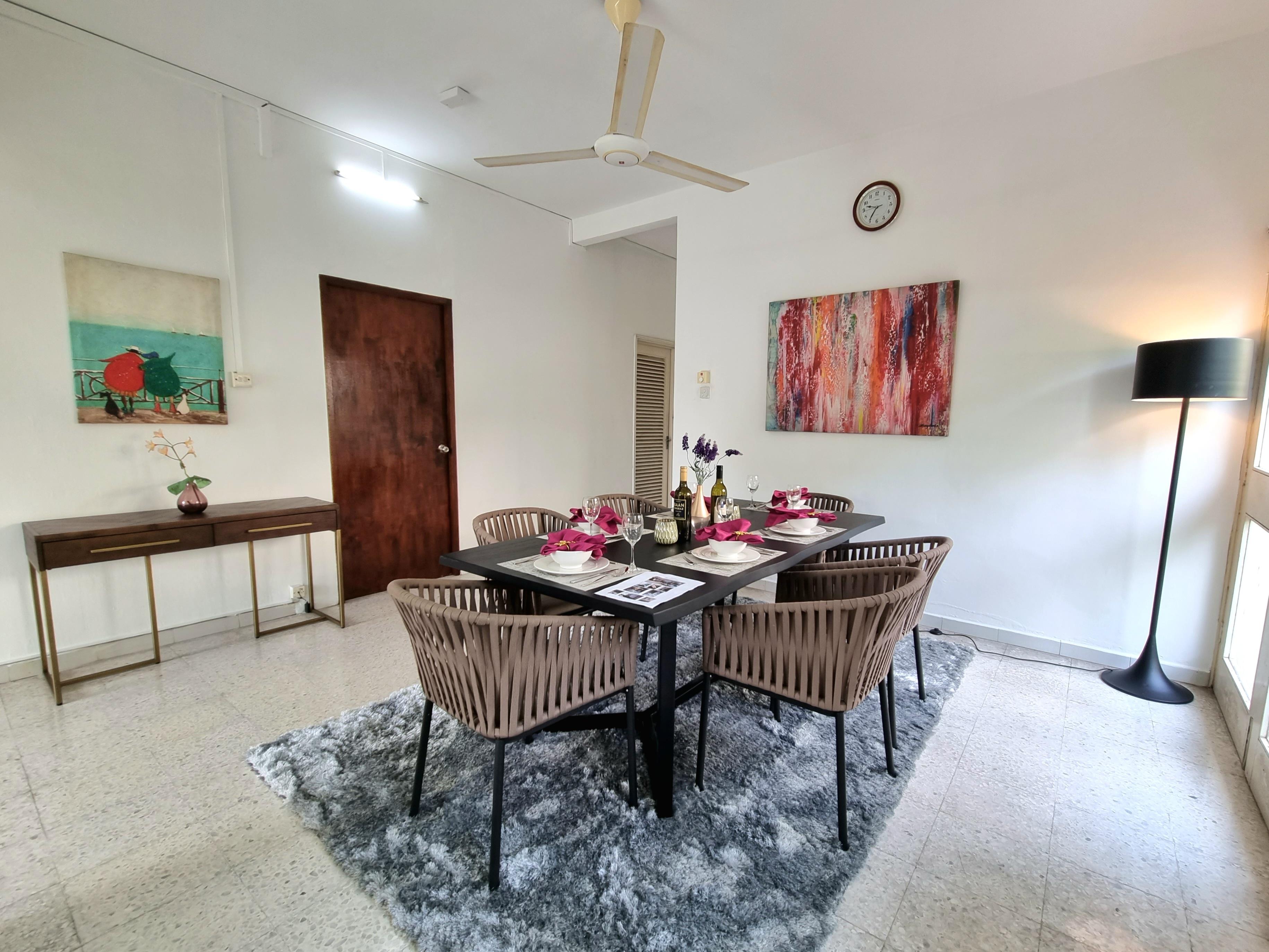 Bungalow for Sale, Bungalow in Sunset Way / Clementi Park, Quiet & Serene, SGD 14,100,000 | Freehold
