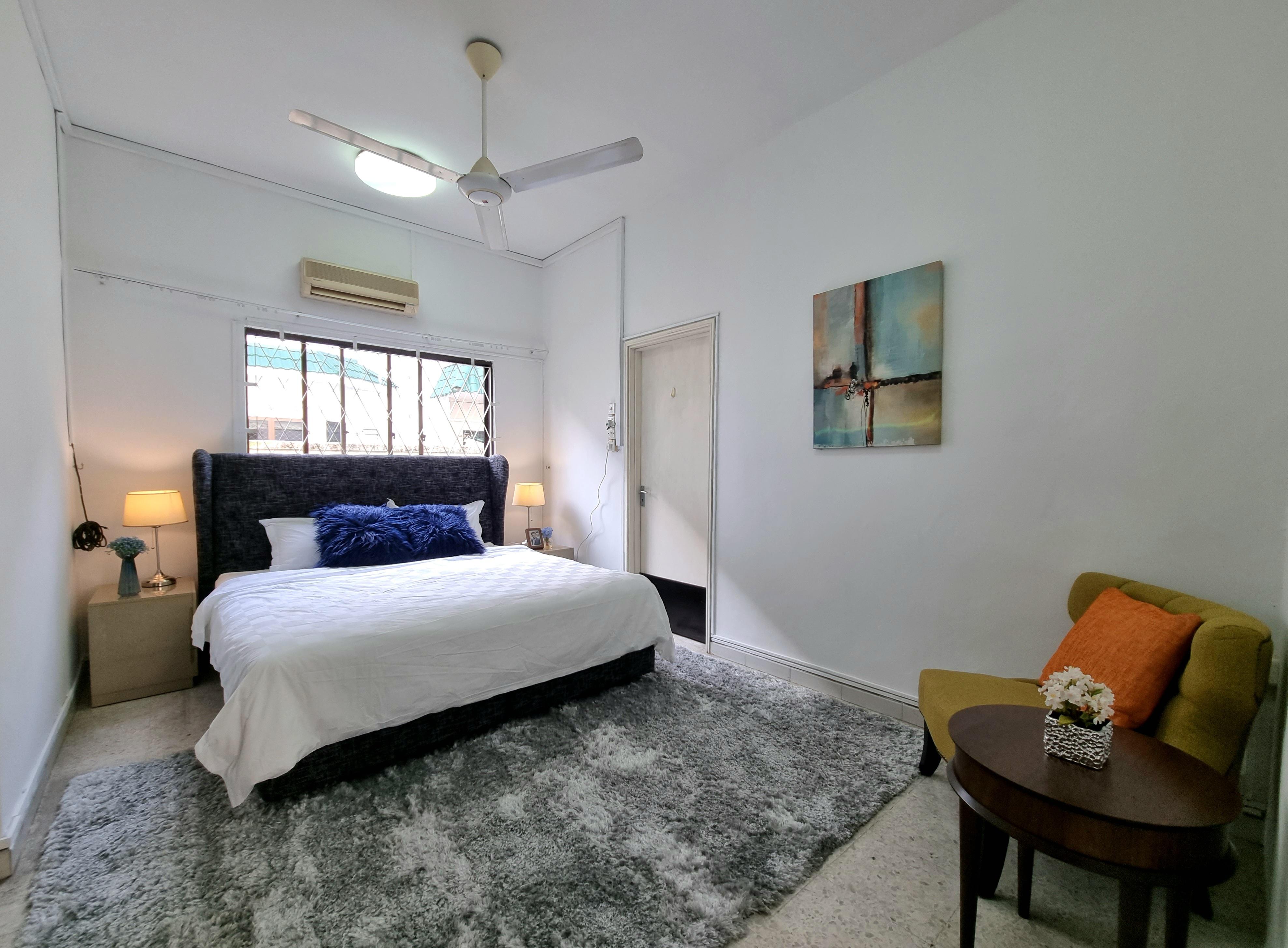 Bungalow for Sale, Bungalow in Sunset Way / Clementi Park, Quiet & Serene, SGD 14,100,000 | Freehold