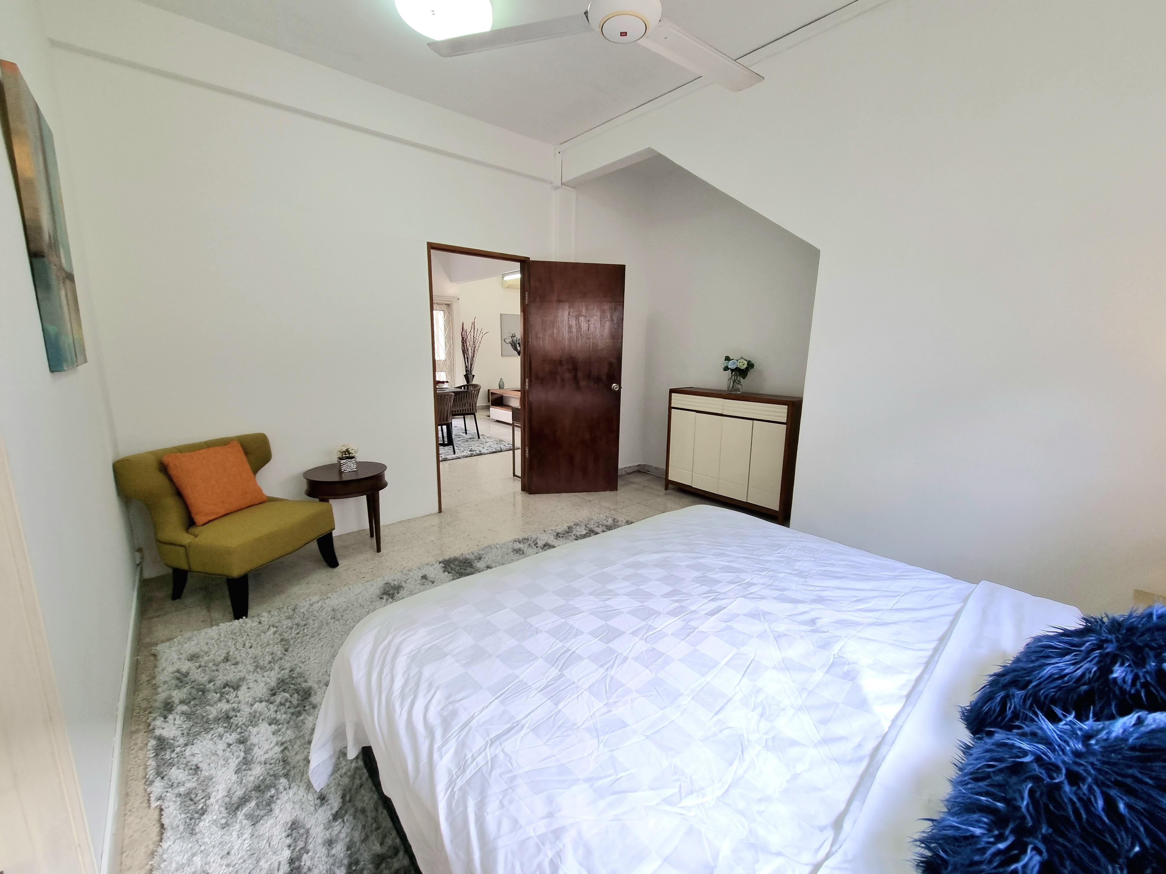 Bungalow for Sale, Bungalow in Sunset Way / Clementi Park, Quiet & Serene, SGD 14,100,000 | Freehold