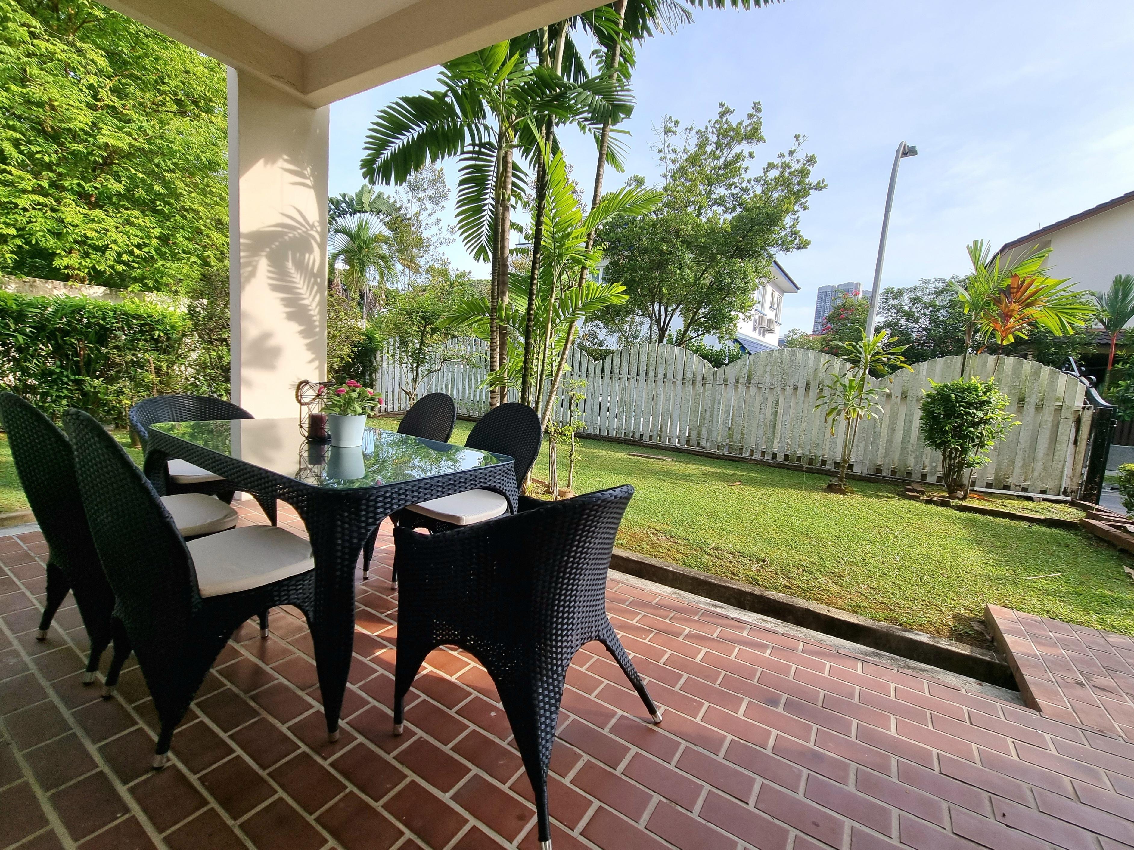 Bungalow for Sale, Bungalow in Sunset Way / Clementi Park, Quiet & Serene, SGD 14,100,000 | Freehold