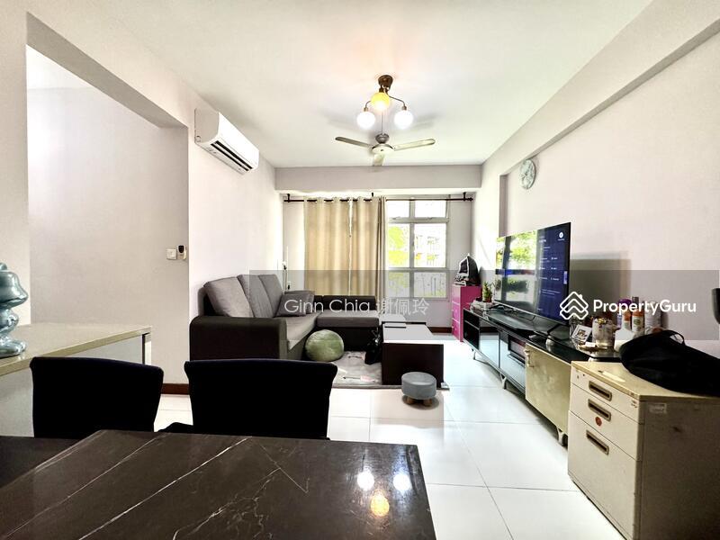 Prop-GPT: HDB Flat: D27 Yishun 429A Yishun Avenue 11
