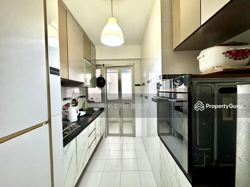 HDB Flat for Sale, 429A Yishun Avenue 11, SGD 469,999 | 99-year lease