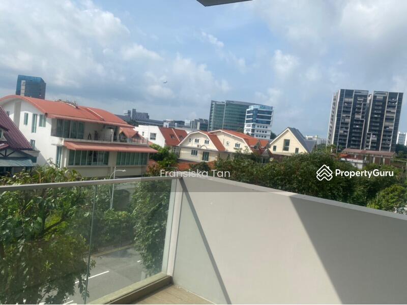 Prop-GPT: Condominium: D13  Sennett Residence