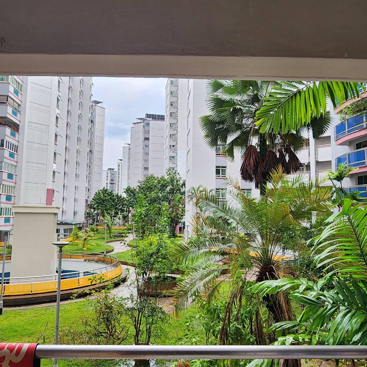 Prop-GPT: HDB Apartment: D19  120A Rivervale Drive