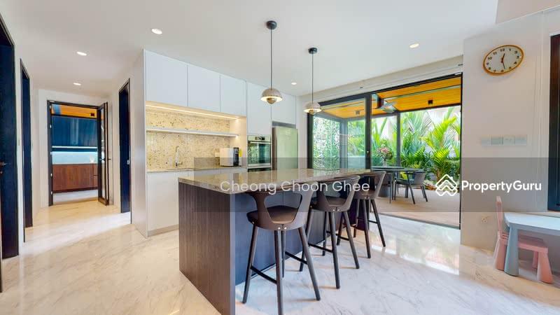 Semi-Detached for Sale: D20, 577201