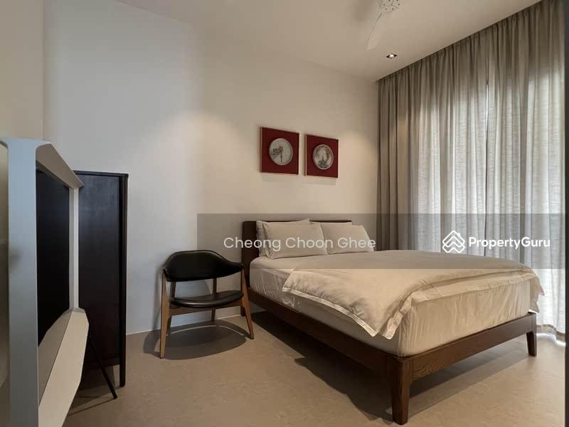 Semi-Detached for Sale: D20, 577201