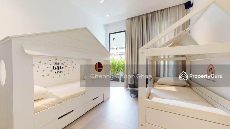 Semi-Detached for Sale: D20, 577201