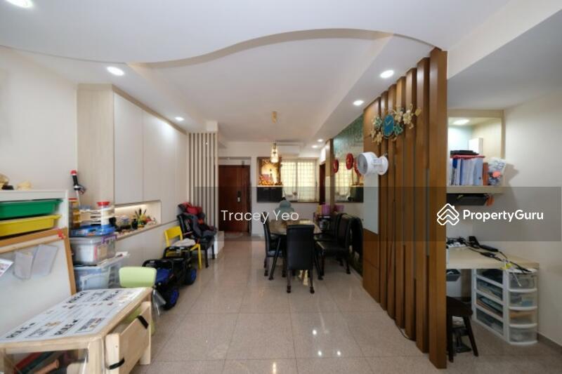 Prop-GPT: Condominium: D19  Park Green