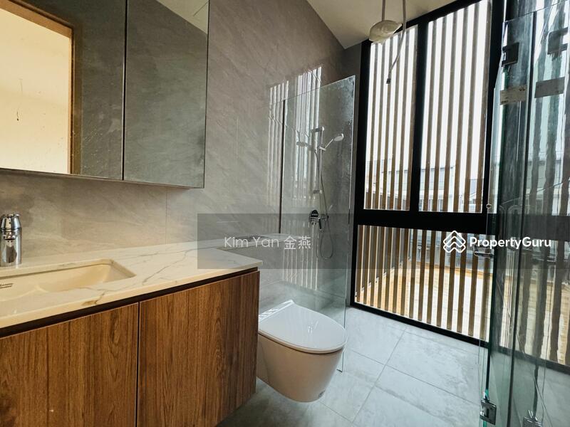 Terrace for Sale: D19, 558629