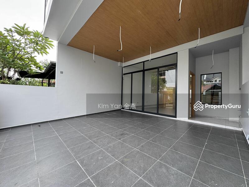 Terrace for Sale: D19, 558629
